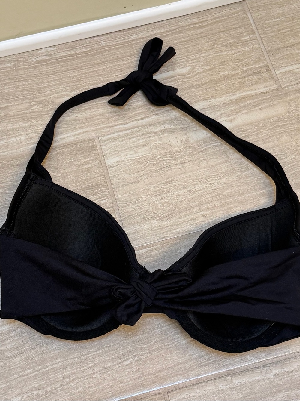 Tommy Bahama Black Bikini Swim Top Size 34D - Picture 2 of 4
